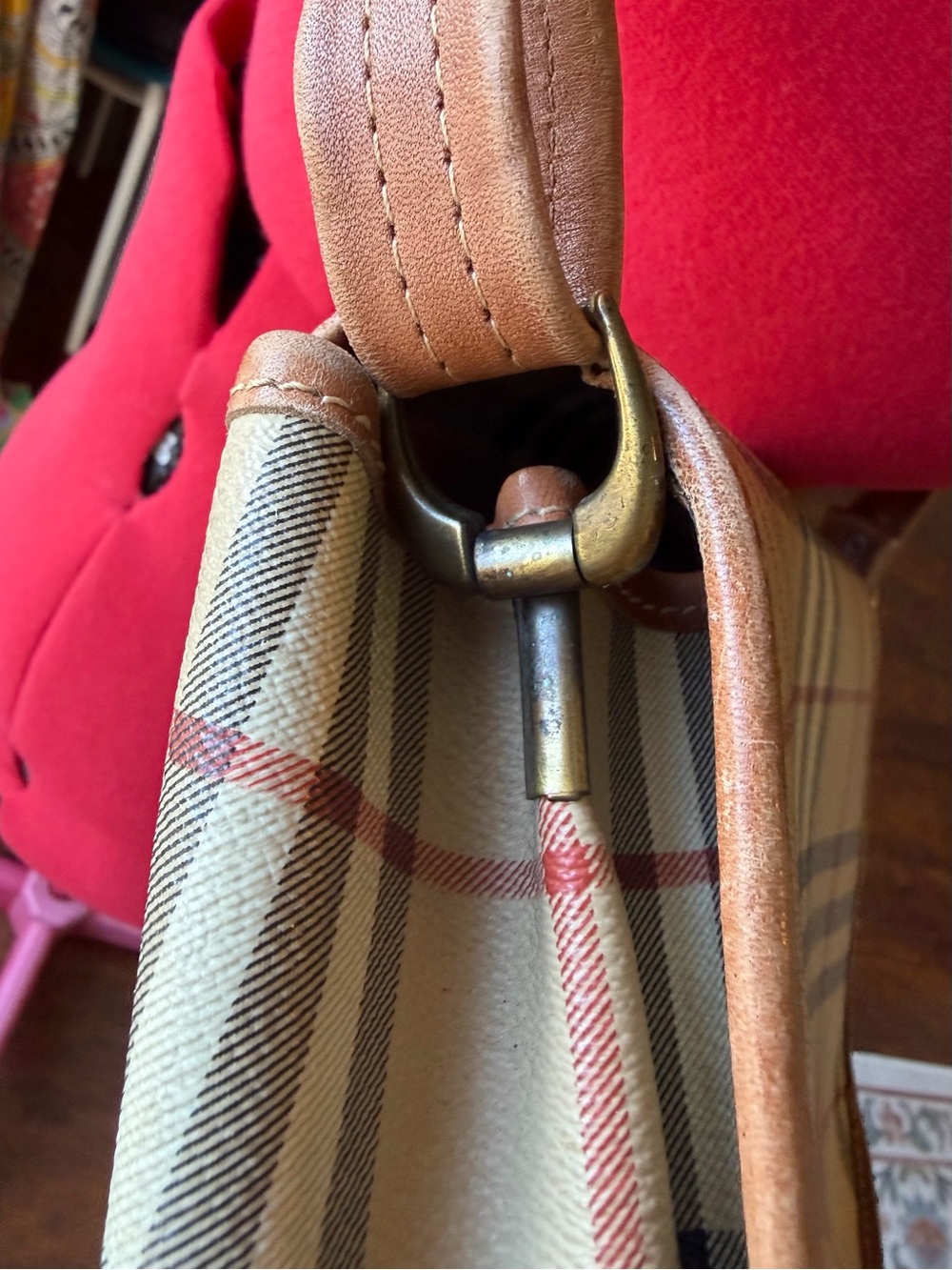 Burberry Vintage Classic Plaid Crossbody with Tan Leather Trim - Picture 7 of 16